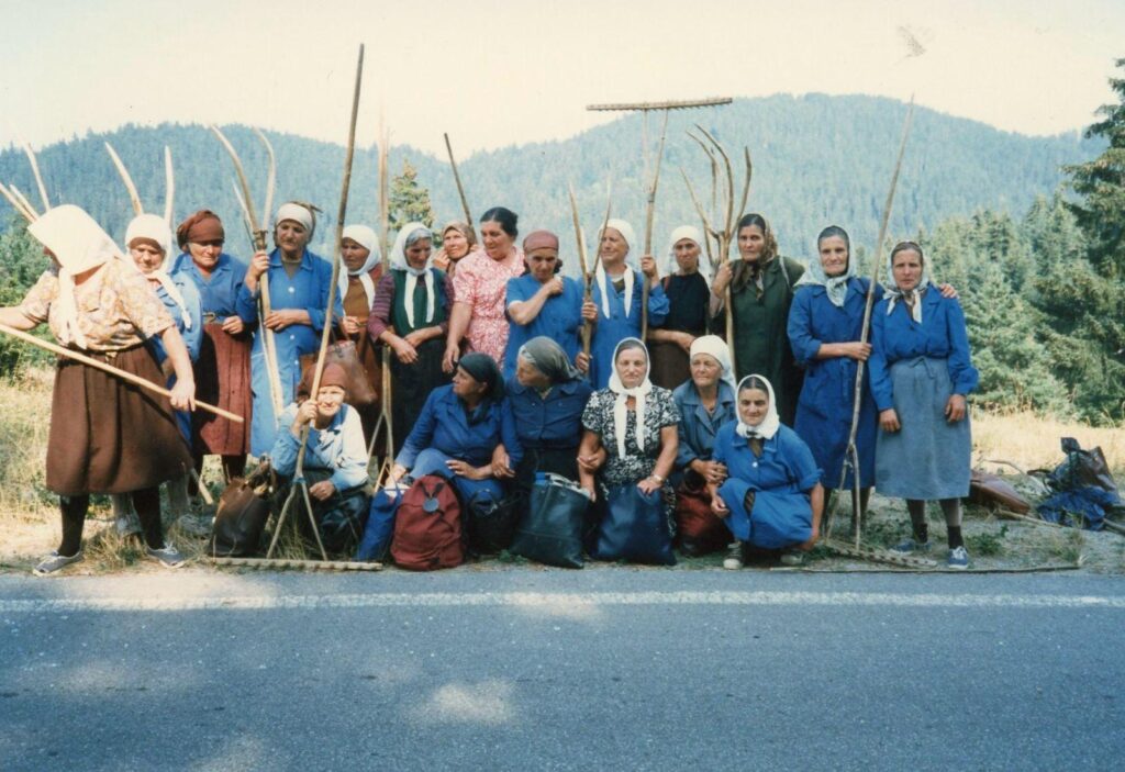 Archive photo of women field workers in Bulgaria